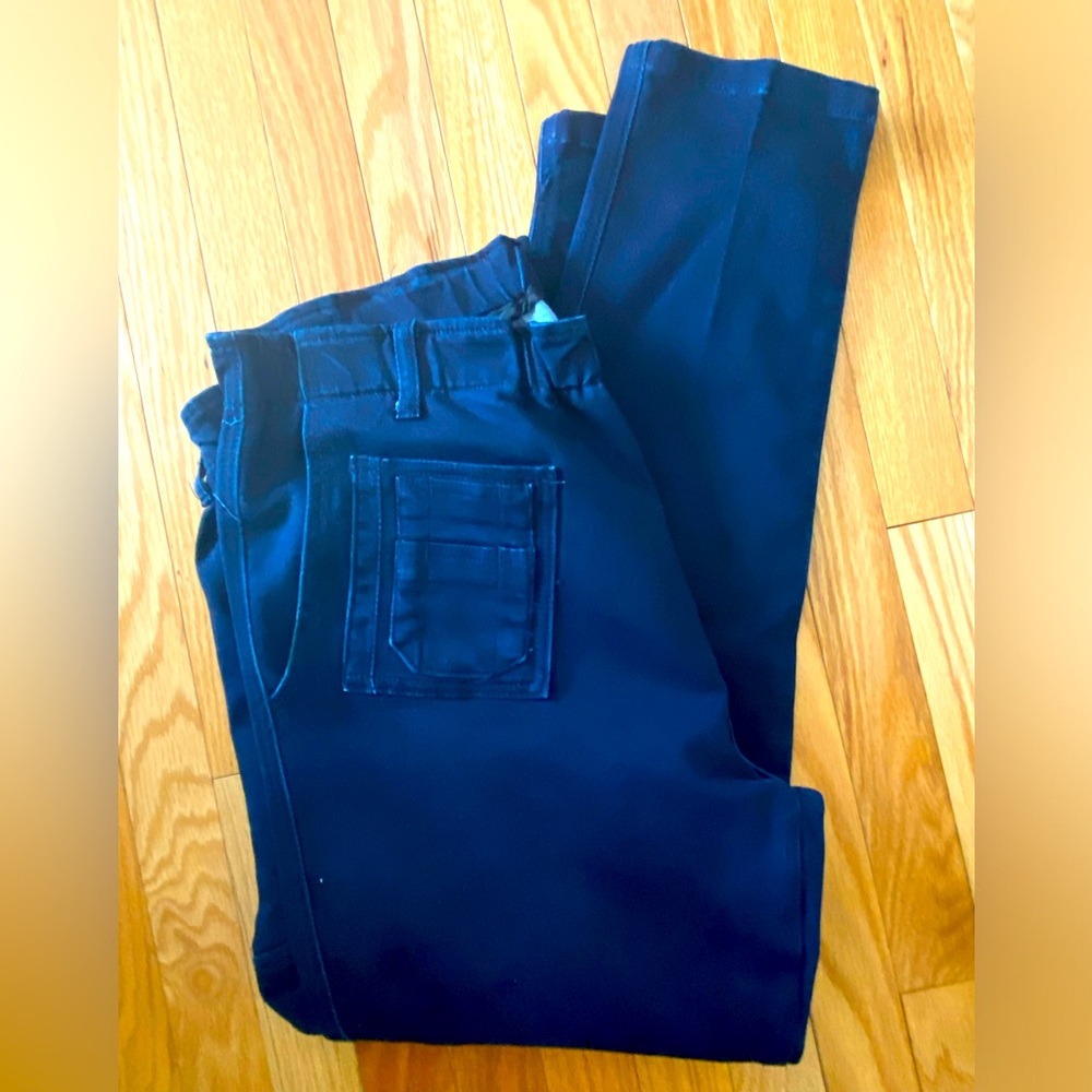 Sean John Flight Cargo Slim Fit Blue Jeans 
Size: Waist 40” W. 32” L.